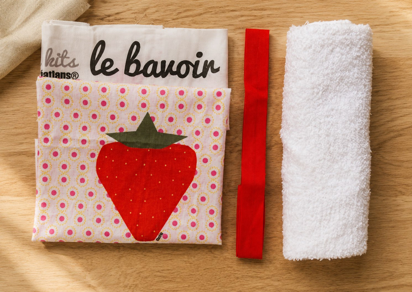 kit bavoir fraise