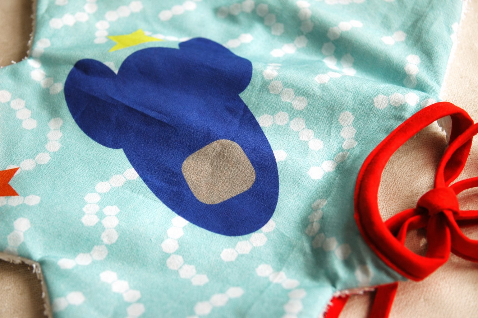 kit bavoir fusée