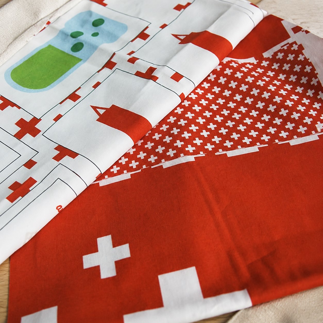 ma trousse de docteur kit couture